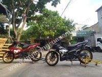 Bẫy nâng xe phân khối lớn